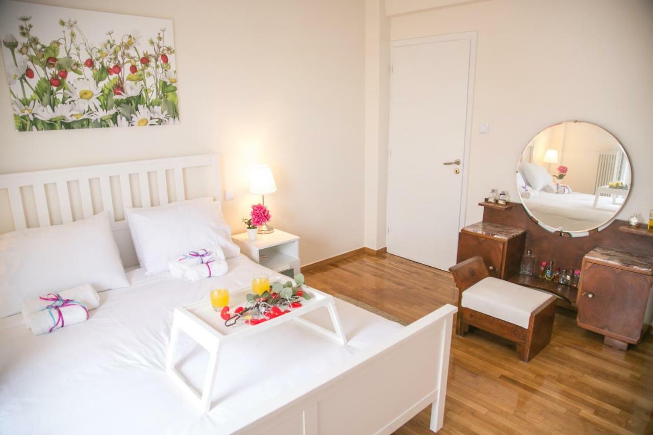 Ferienwohnung Magnificent Luxury Retrostyle Flat Acropolis View Athen Exterior foto
